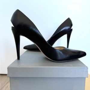 Classic D’orsay Black Pointed-Toe Heels